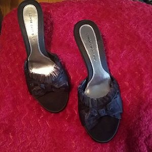 Black satin heel with lace trim